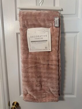 Decorative Super Soft Throw Blanket - Blush Pink